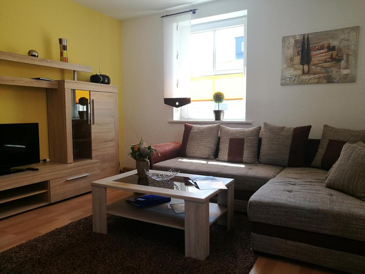 Ferienwohnung - August-Bebel-Str. 19 Oelsnitz  Exterior photo